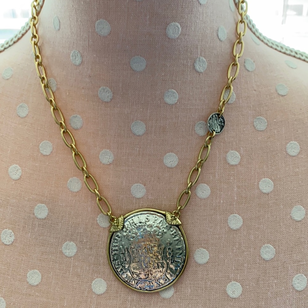 Chico’s necklace